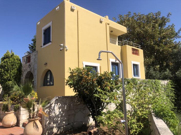 Image No.1-3 Bed Villa for sale