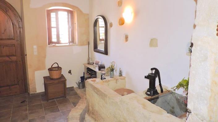 Image No.3-2 Bed House for sale