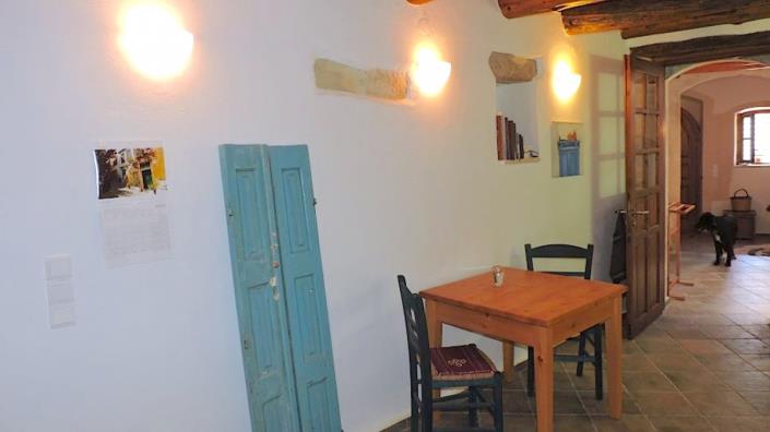 Image No.9-2 Bed House for sale