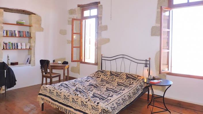 Image No.20-2 Bed House for sale