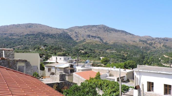 Image No.22-2 Bed House for sale