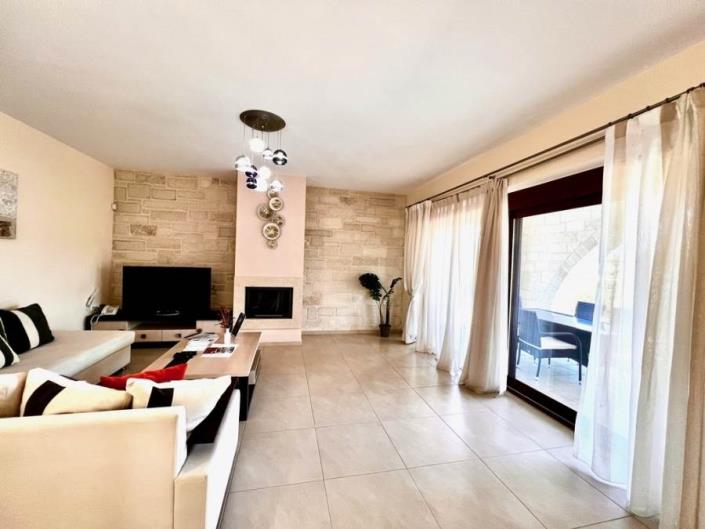 Image No.3-3 Bed Villa for sale