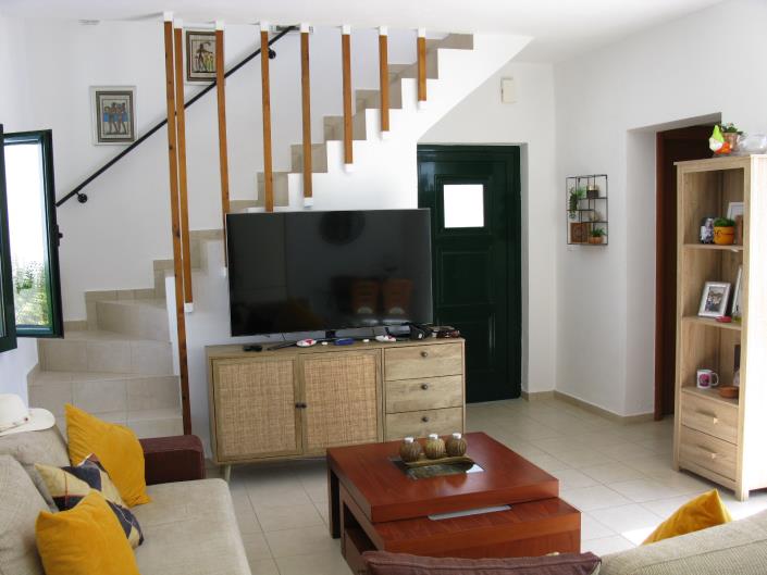 Image No.12-2 Bed House for sale