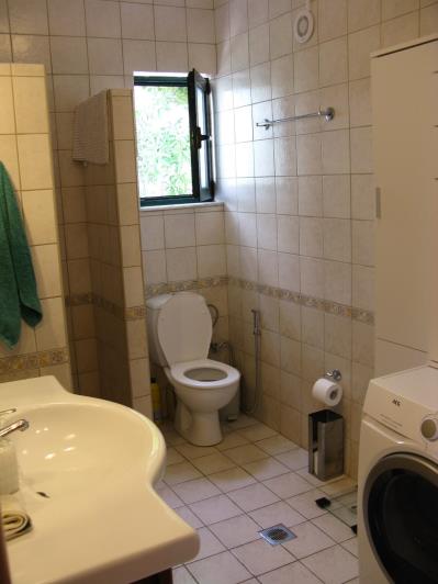 Image No.14-2 Bed House for sale