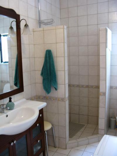 Image No.15-2 Bed House for sale