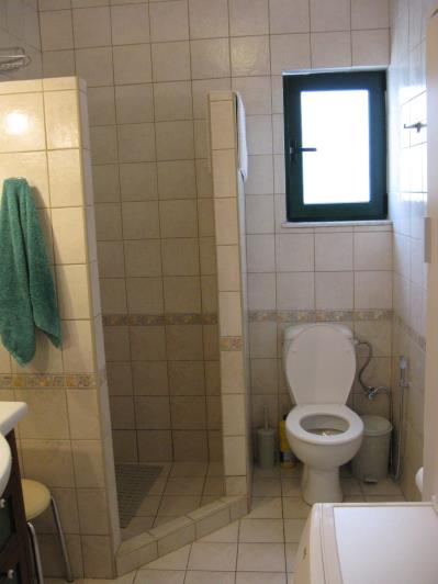 Image No.18-2 Bed House for sale