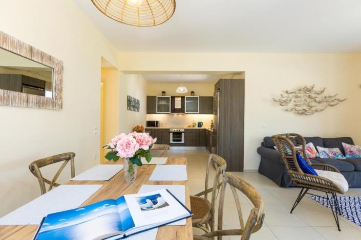 Image No.8-3 Bed House for sale