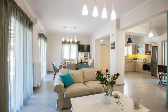 Image No.2-3 Bed Villa for sale