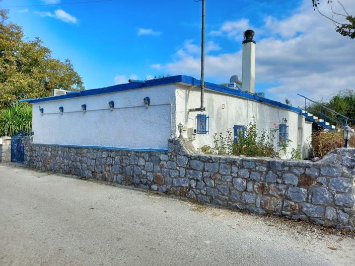 Image No.1-2 Bed House for sale