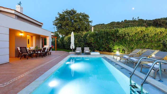 Image No.4-4 Bed Villa for sale