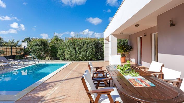 Image No.19-4 Bed Villa for sale