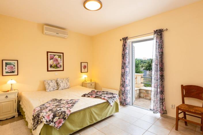 Image No.18-3 Bed Villa for sale