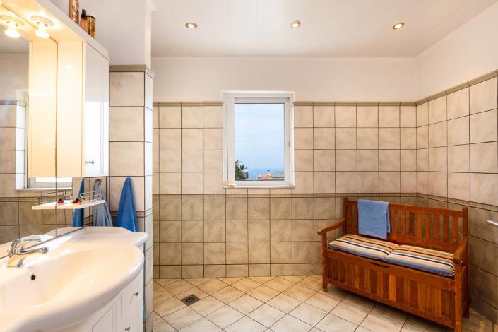 Image No.19-3 Bed Villa for sale