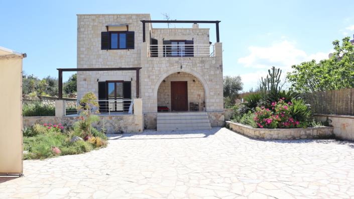 Image No.1-3 Bed Villa for sale