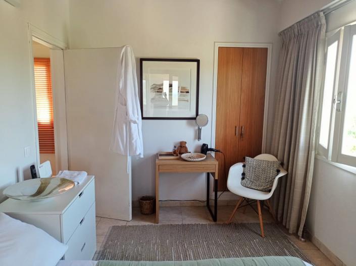 Image No.10-2 Bed Villa for sale