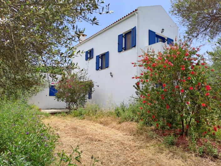 Image No.1-3 Bed Villa for sale