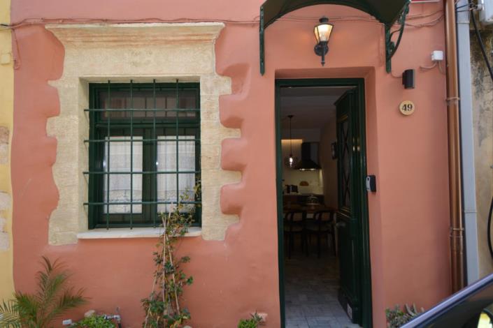 Image No.1-2 Bed House for sale