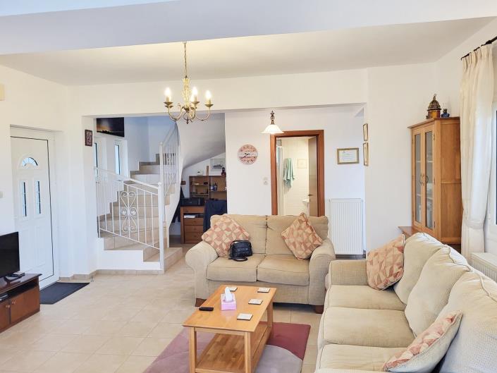 Image No.8-5 Bed Villa for sale