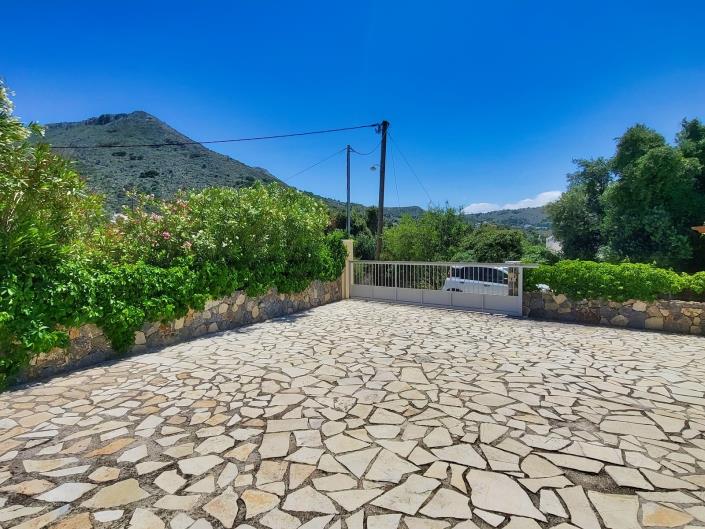 Image No.47-5 Bed Villa for sale