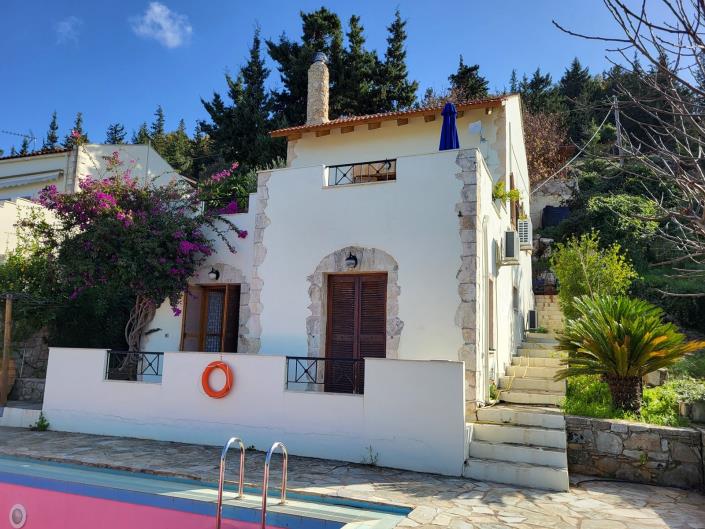 Image No.1-2 Bed Villa for sale
