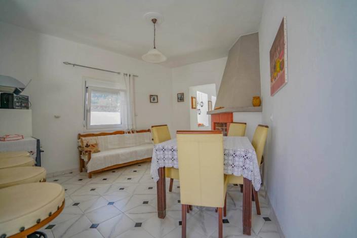 Image No.7-4 Bed House for sale