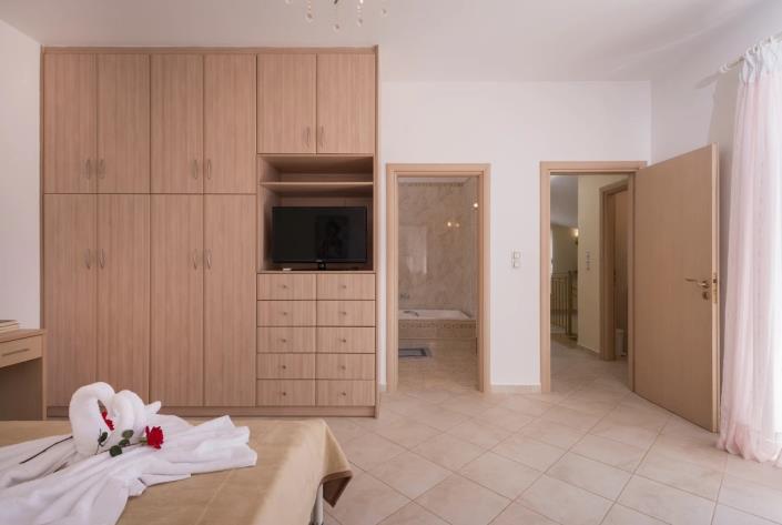 Image No.10-Villa de 5 chambres à vendre à Georgioupoli