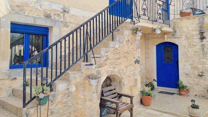 Image No.2-Maison de 5 chambres à vendre à Rethymnon