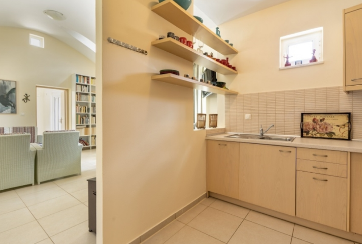 Image No.3-3 Bed House for sale