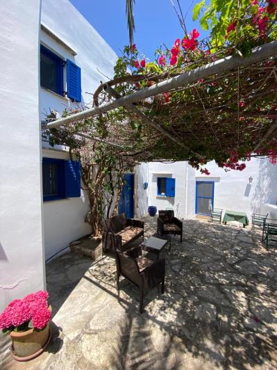 Image No.1-3 Bed Villa for sale