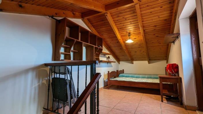 Image No.17-2 Bed House for sale