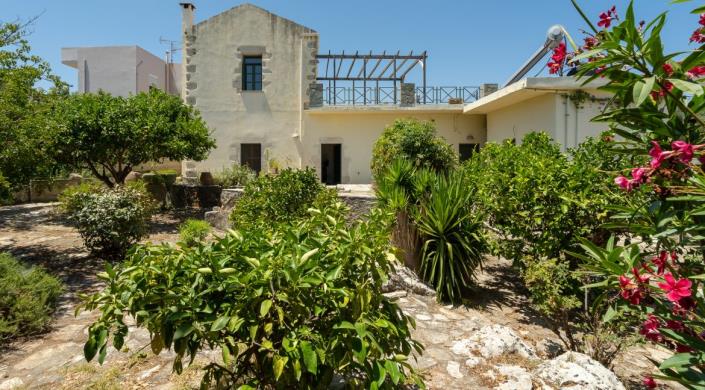 Image No.1-5 Bed Villa for sale