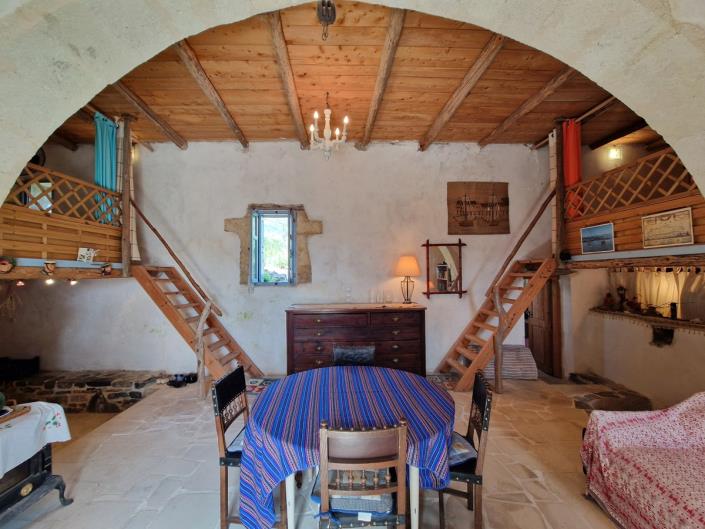 Image No.5-2 Bed House for sale