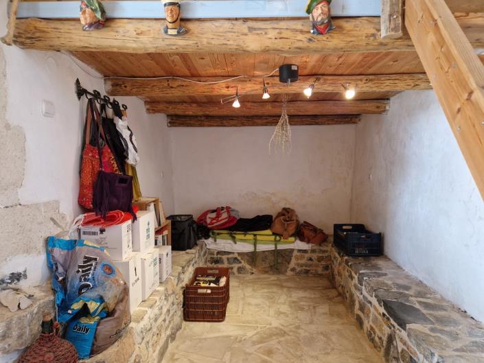 Image No.10-2 Bed House for sale