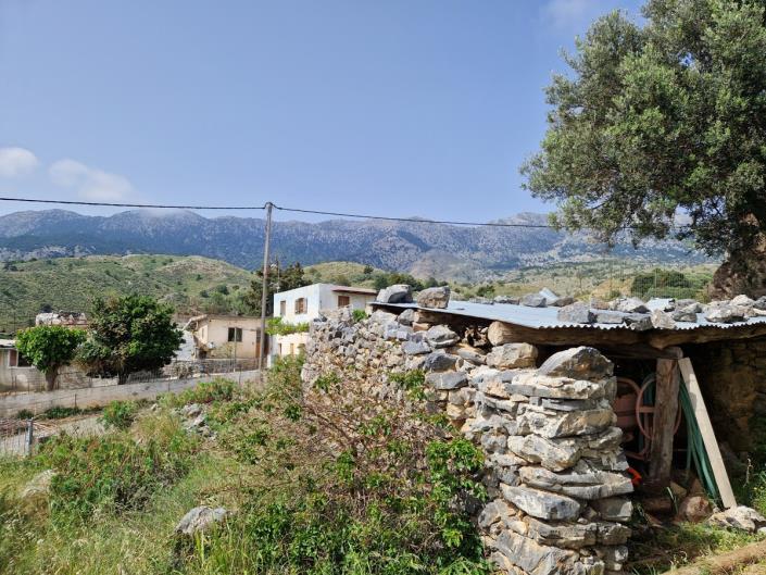 Image No.25-2 Bed House for sale