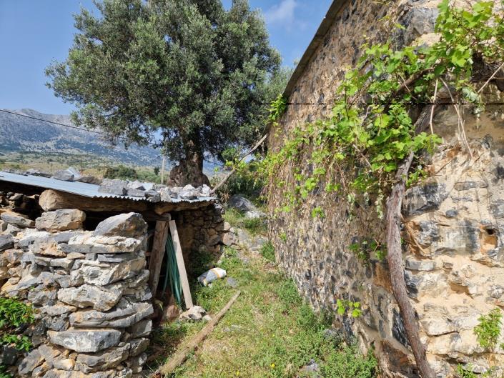 Image No.26-2 Bed House for sale