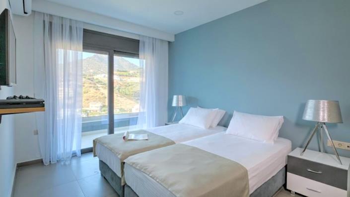 Image No.24-3 Bed Villa for sale