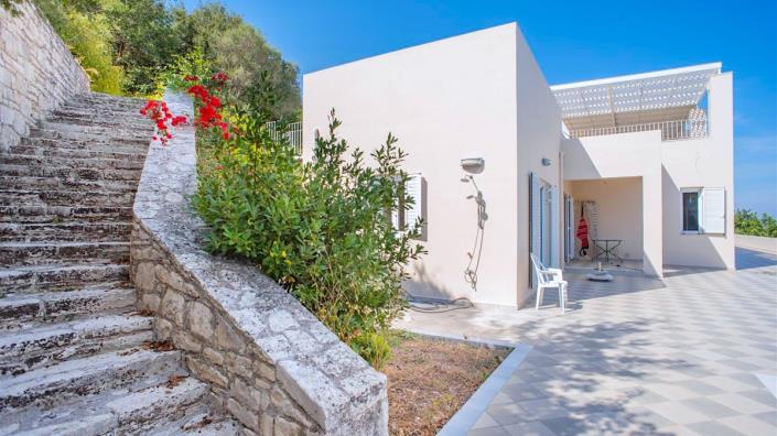 Image No.21-5 Bed Villa for sale