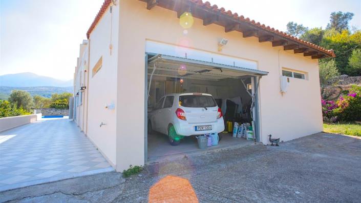 Image No.48-5 Bed Villa for sale