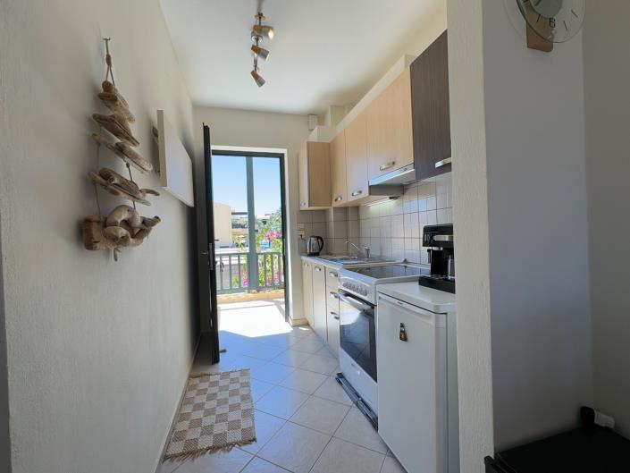 Image No.3-Appartement de 2 chambres à vendre à Panormos