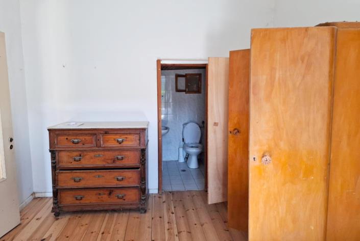 Image No.27-4 Bed House for sale