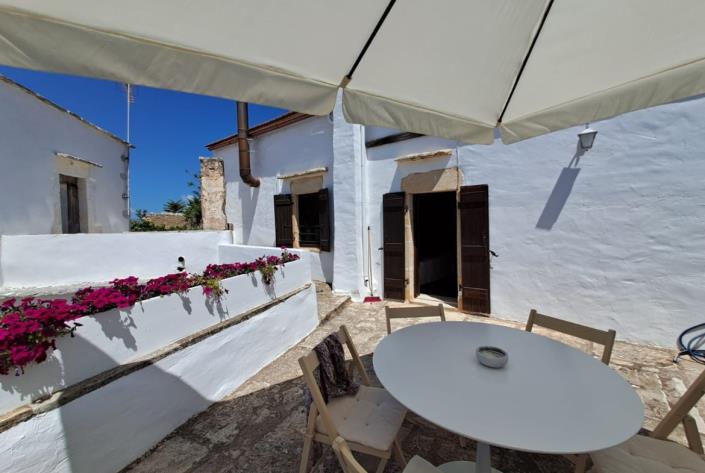 Image No.18-3 Bed Villa for sale