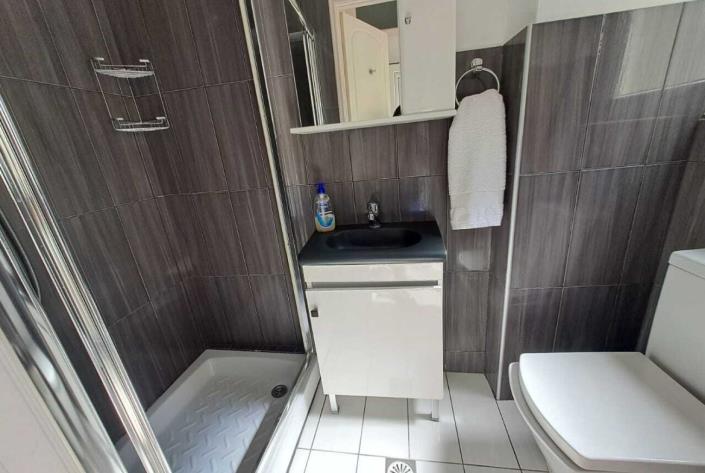 Image No.7-3 Bed House for sale