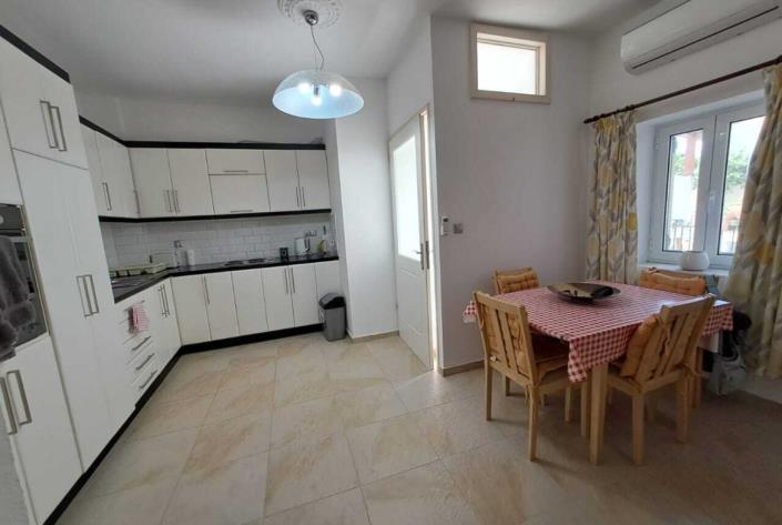 Image No.12-3 Bed House for sale