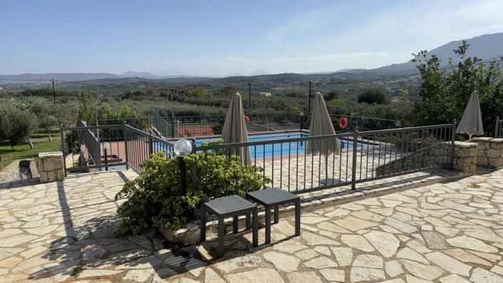 Image No.49-Villa de 5 chambres à vendre à Kournas