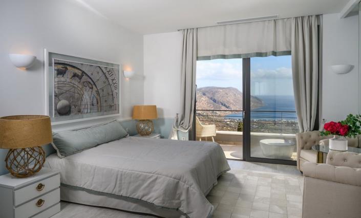 Image No.12-6 Bed Villa for sale