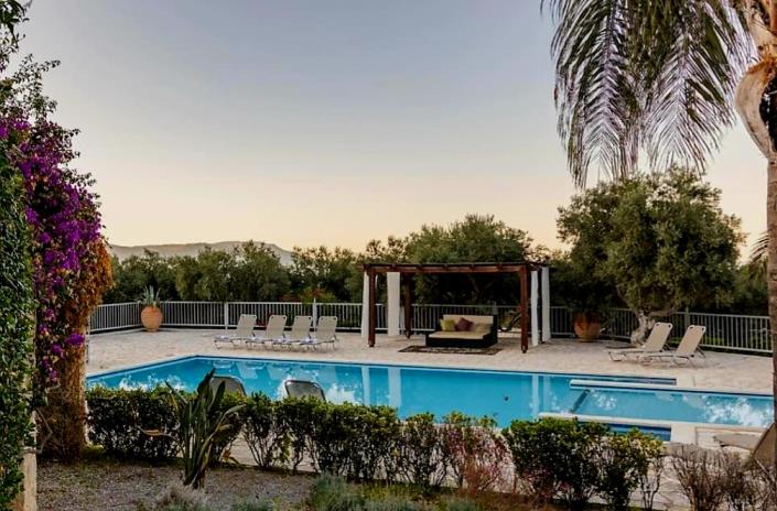 Image No.6-5 Bed Villa for sale