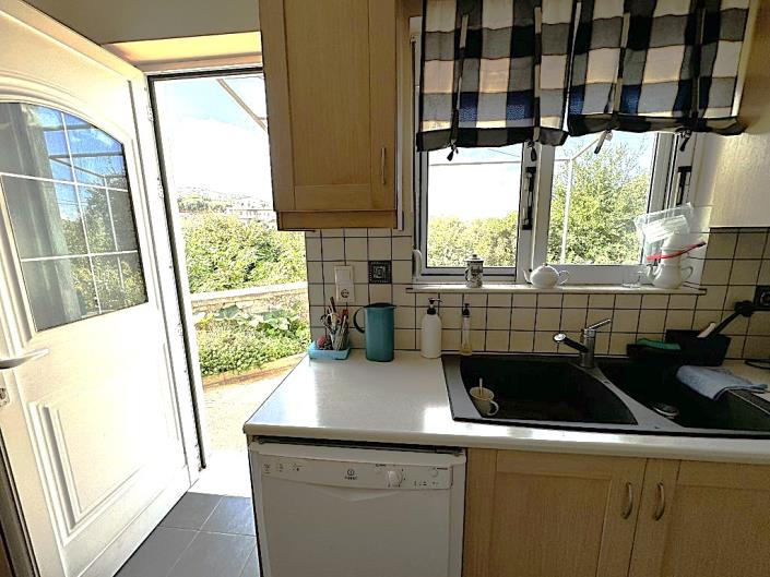 Image No.40-3 Bed House for sale