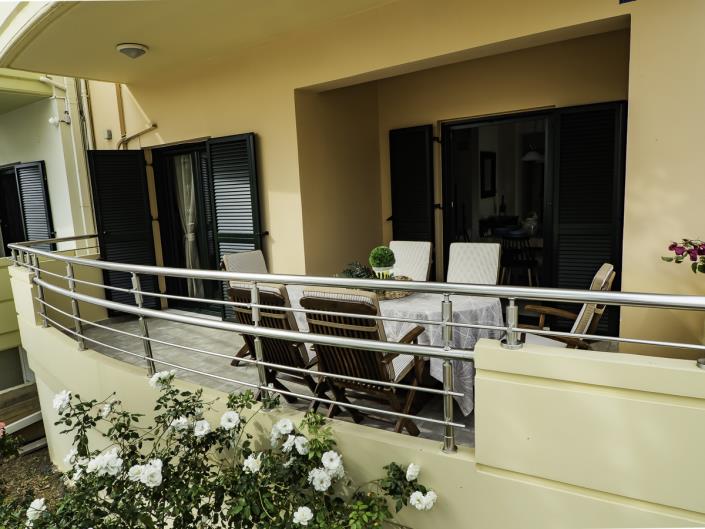 Image No.2-3 Bed Maisonette for sale