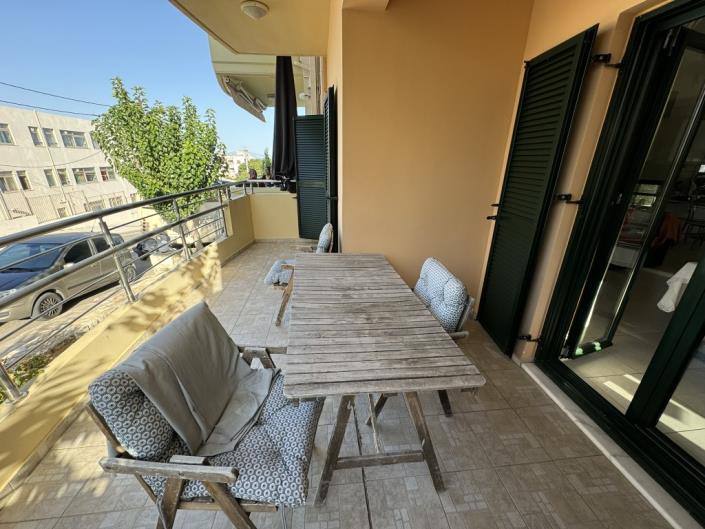 Image No.19-3 Bed Maisonette for sale