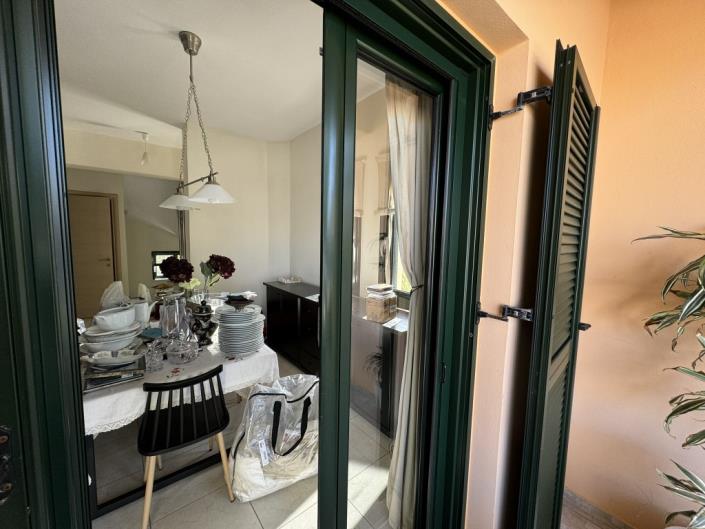 Image No.20-3 Bed Maisonette for sale